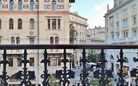 Trieste Center Rooms&Apartments - Fiori di Trieste